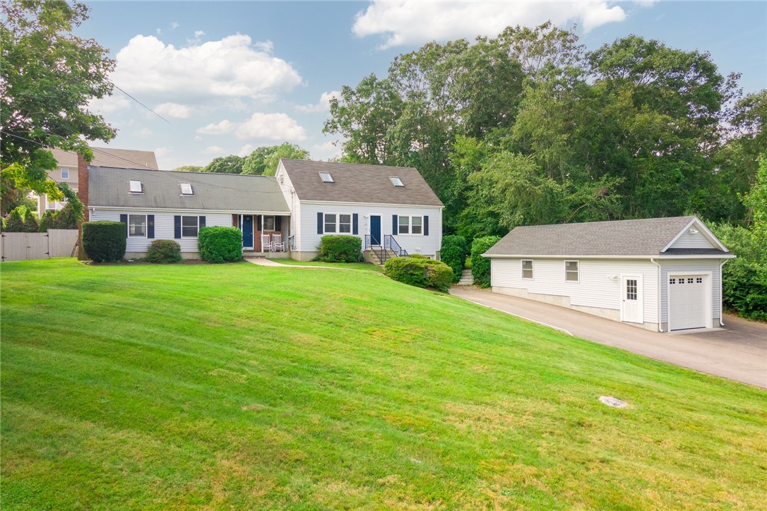 22 Colonial Drive Westerly, RI 02891 - Photo 31 of 35