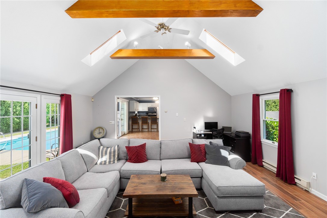 22 Colonial Drive Westerly, RI 02891 - Photo 4 of 35