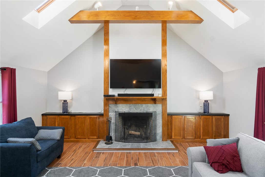 22 Colonial Drive Westerly, RI 02891 - Photo 6 of 35