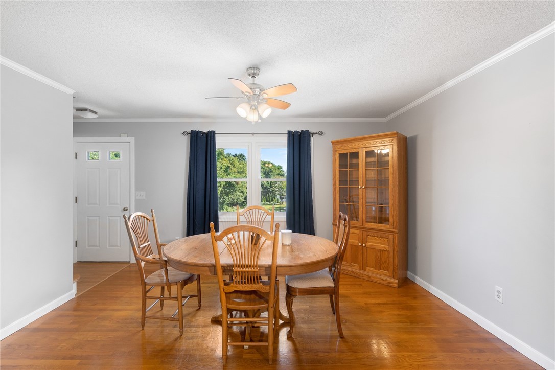 22 Colonial Drive Westerly, RI 02891 - Photo 8 of 35