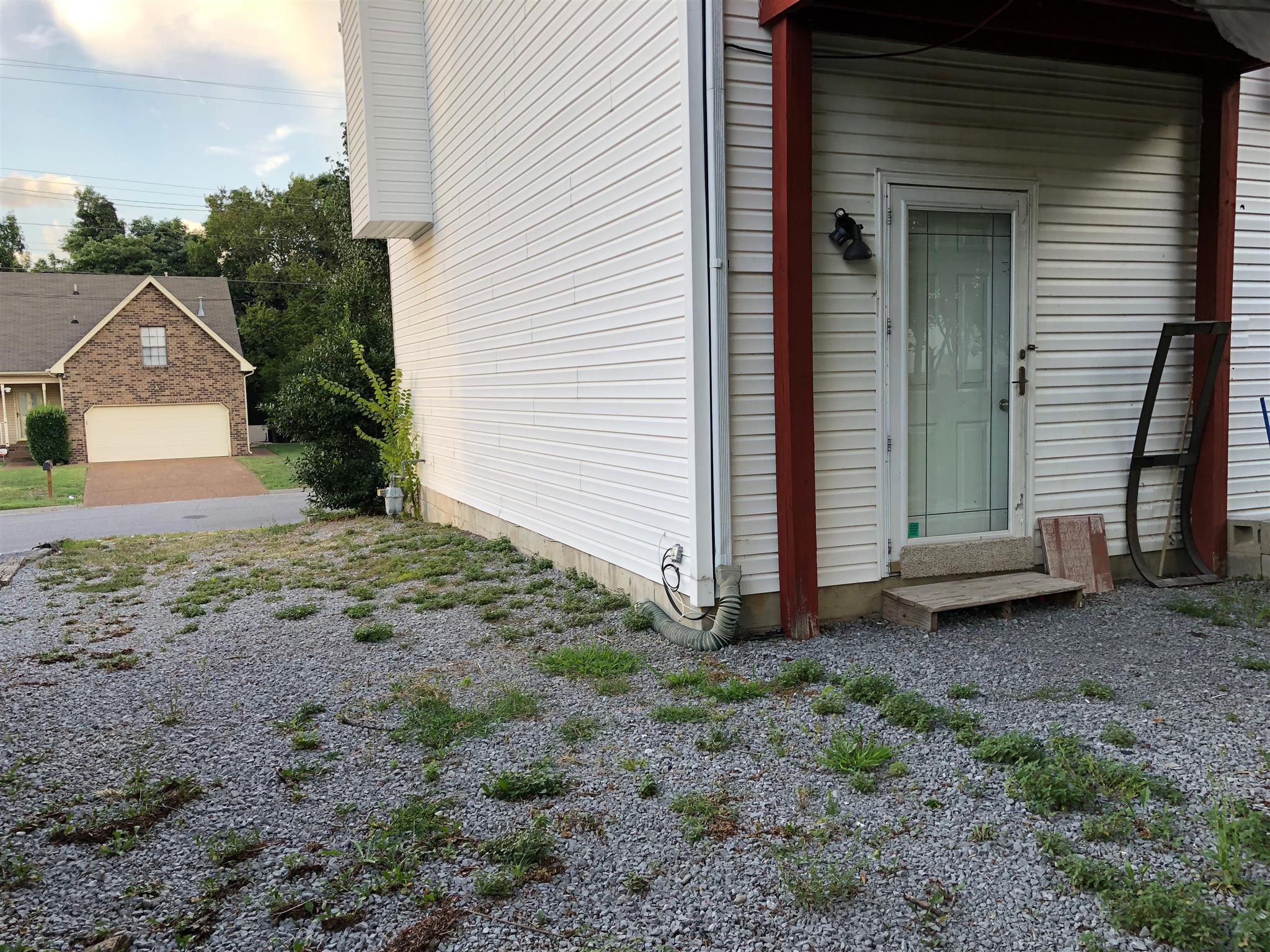 3249 Clapham Road Antioch, TN 37013 - Photo 12 of 21 Private Entrance for downstairs living quarters