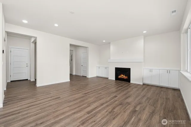 $590,277 | 14744 88th Avenue Southeast, Unit 8, Yelm, WA 98597