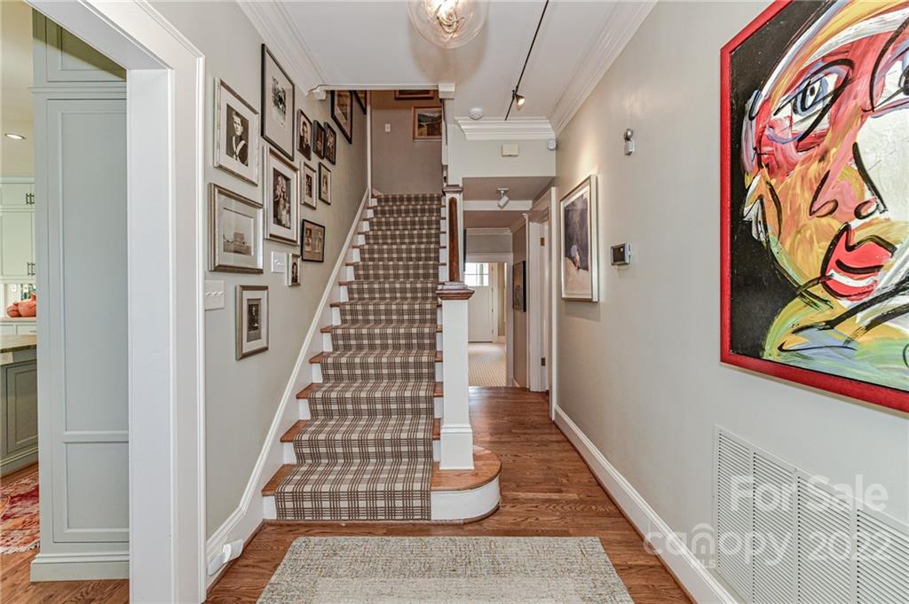 912 Queens Road Charlotte, NC 28207 - Photo 27 of 45 Gallery Image 27