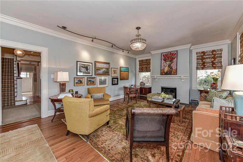 912 Queens Road Charlotte, NC 28207 - Photo 4 of 45 Gallery Image 4