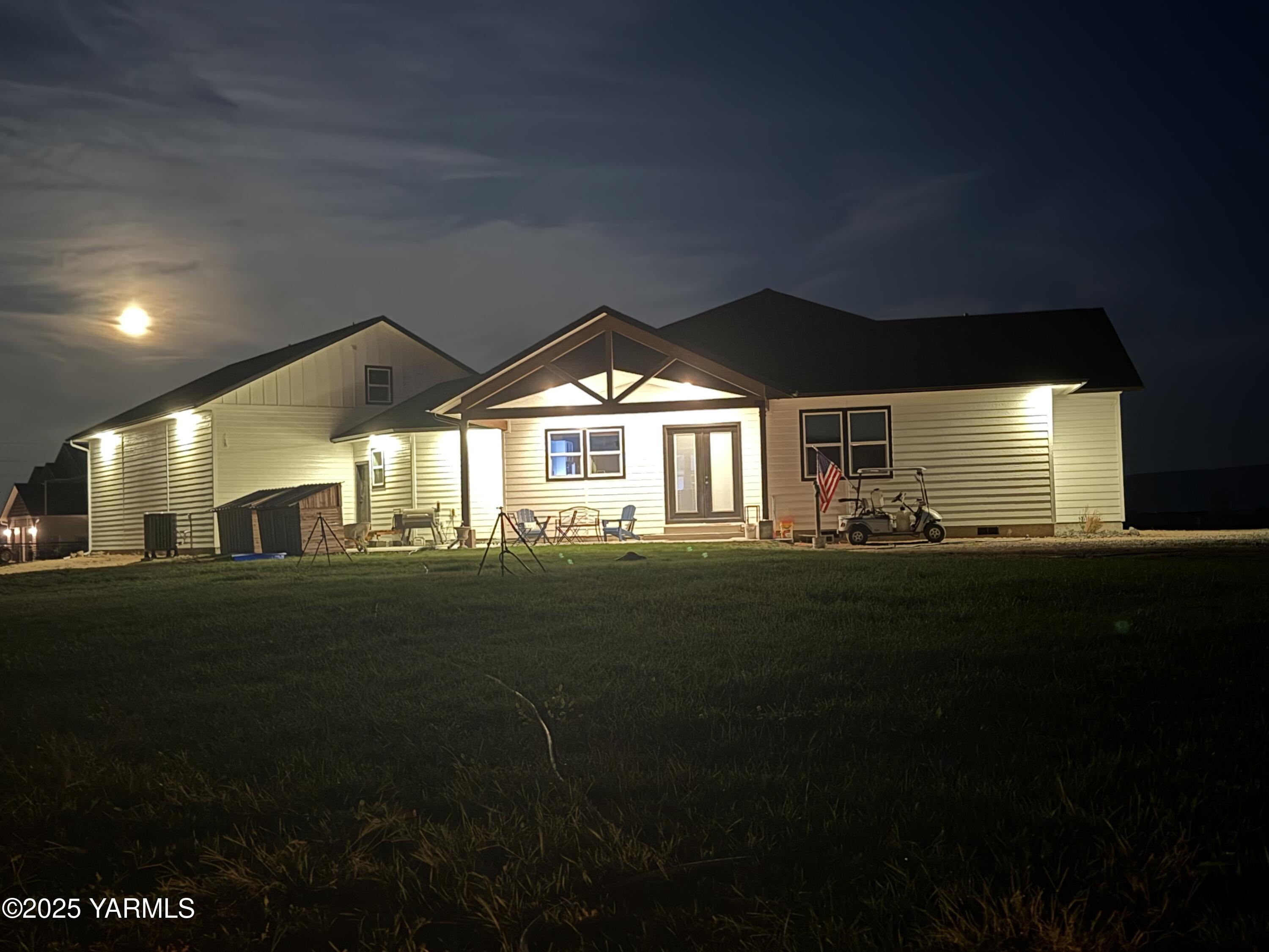 12907 Douglas Road Yakima, WA 98908 - Photo 43 of 44