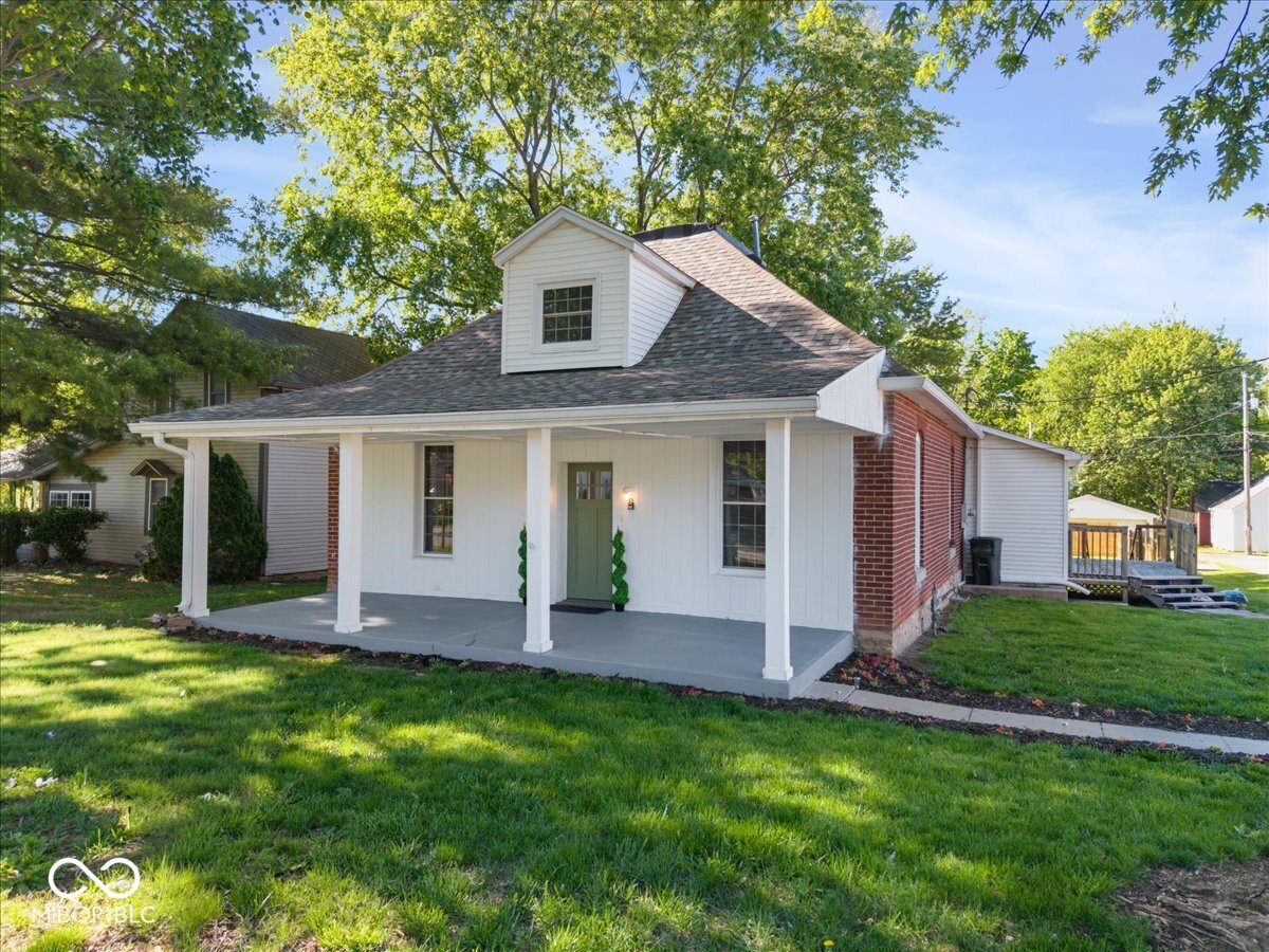 2917 Huntsville Road Pendleton, IN 46064 - Photo 2 of 26