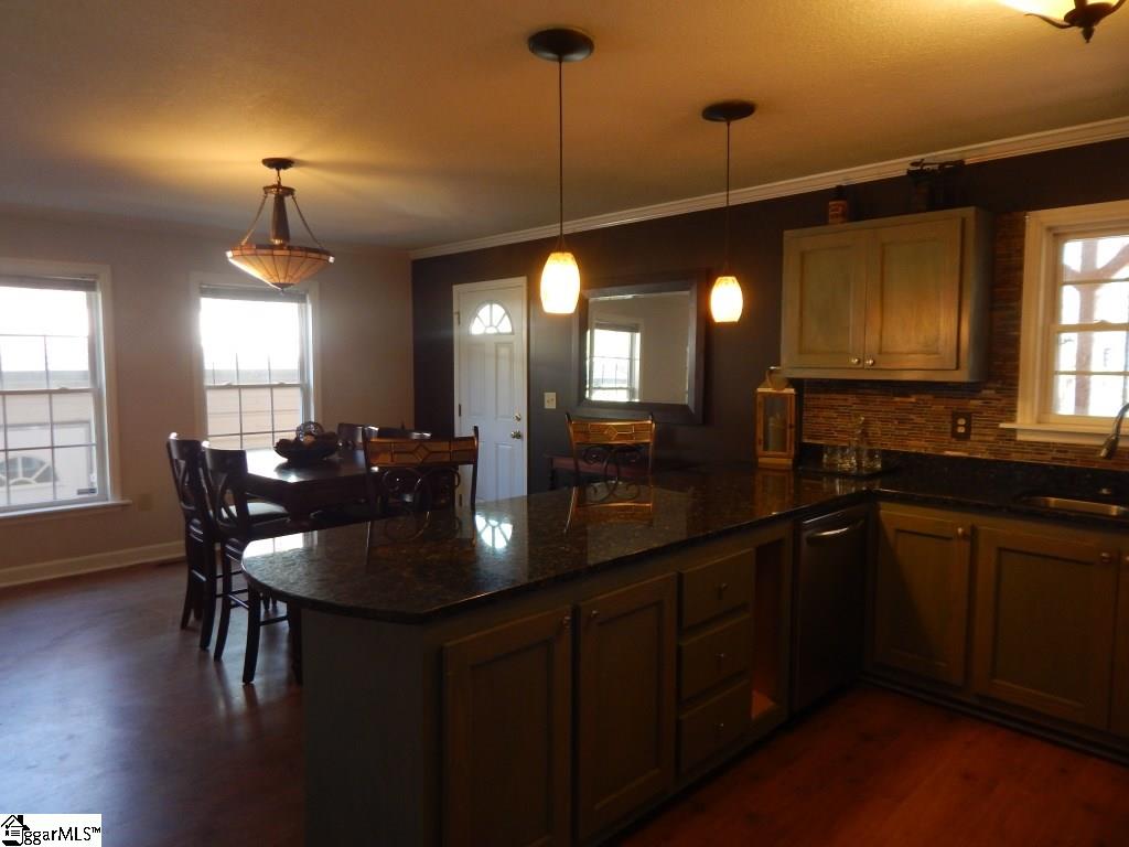 336 Tanyard Road Greenville, SC 29609 - Photo 11 of 33