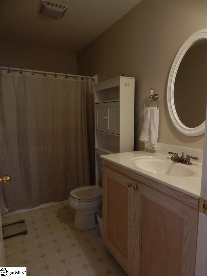 336 Tanyard Road Greenville, SC 29609 - Photo 14 of 33