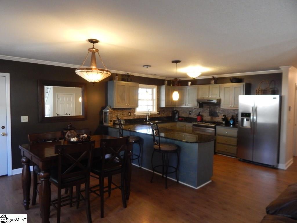 336 Tanyard Road Greenville, SC 29609 - Photo 7 of 33