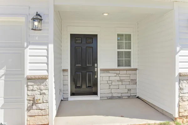 $1,650 | 3040 Whispering Willow Court, Inman, SC 29349