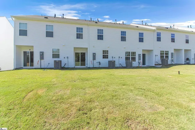 $1,750 | 3040 Whispering Willow Court, Inman, SC 29349