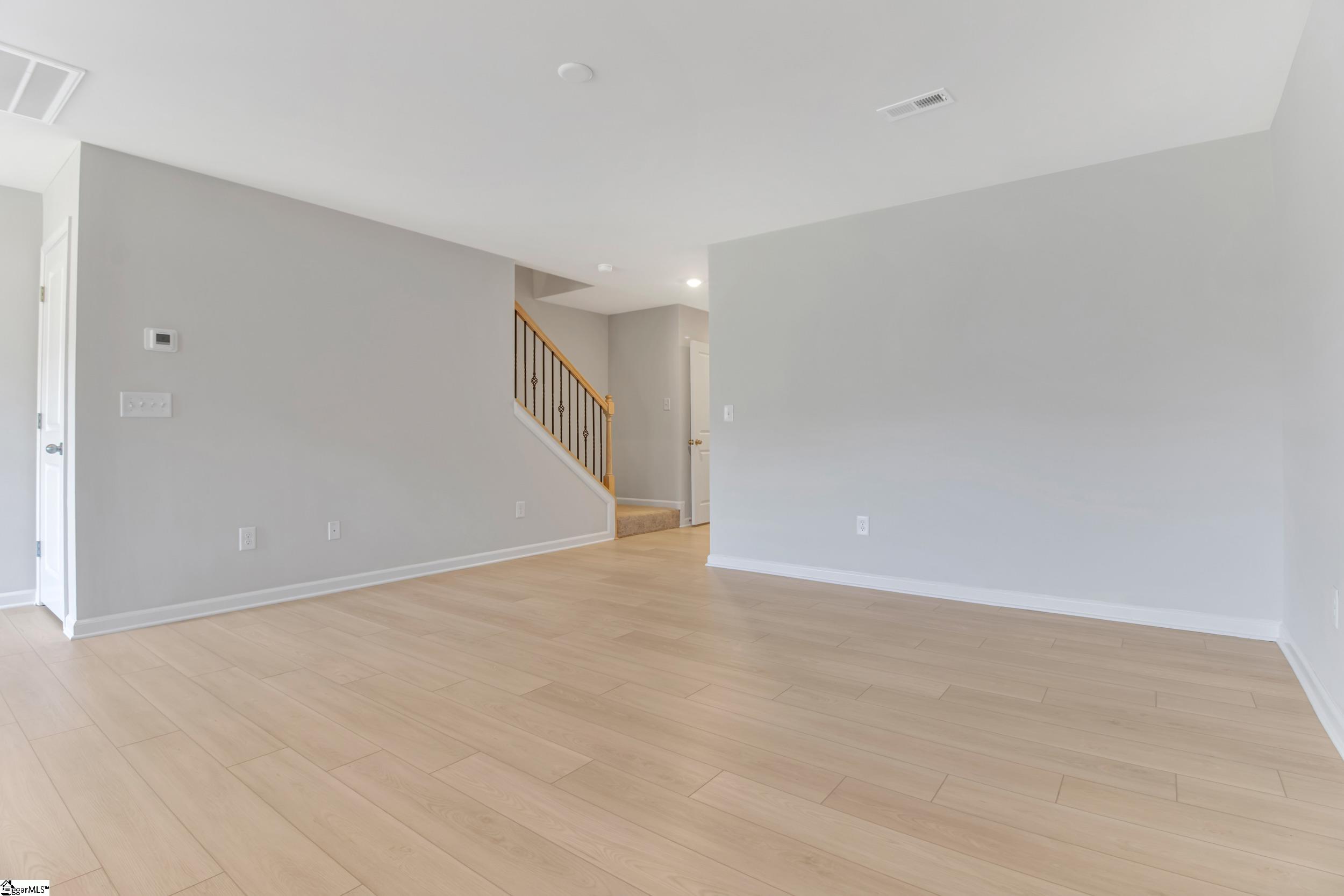 3040 Whispering Willow Court Inman, SC 29349 - Photo 8 of 35