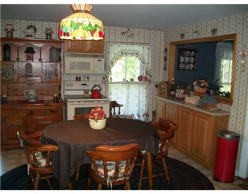 15-16 Piper Farm Road Brunswick, ME 04011 - Photo 6 of 23 Kitchen.