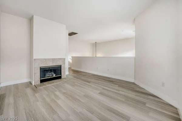 $1,850 | 10443 Alpine Edge Avenue, Las Vegas, NV 89129