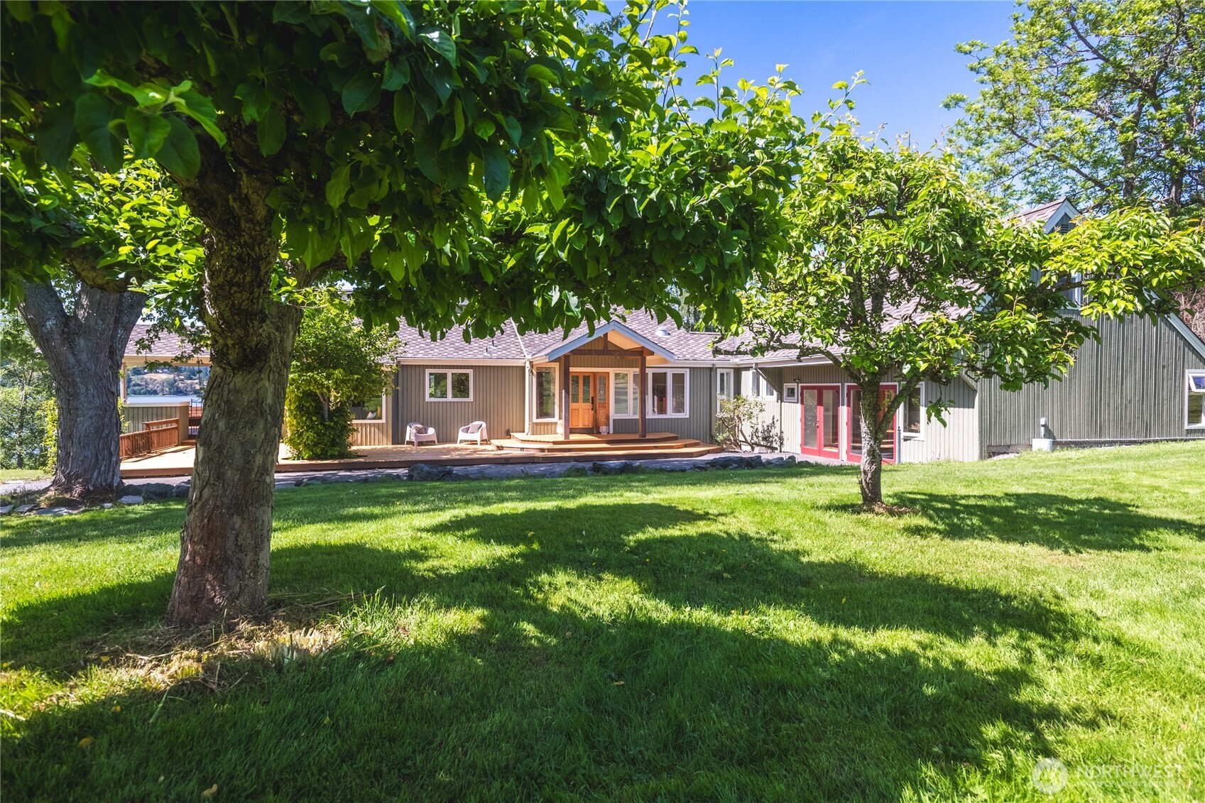 6067 South Campbell Lake Road Anacortes, WA 98221 - Photo 11 of 40
