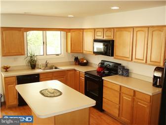 254 Sandringham Road Cherry Hill, NJ 08003 - Photo 4 of 12 Kitchen