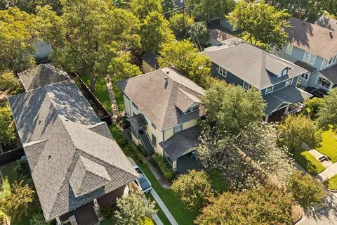$650,000 | 210 South Rosemont Avenue, Dallas, TX 75208