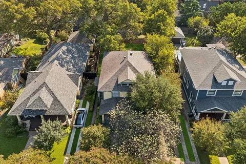 $650,000 | 210 South Rosemont Avenue, Dallas, TX 75208