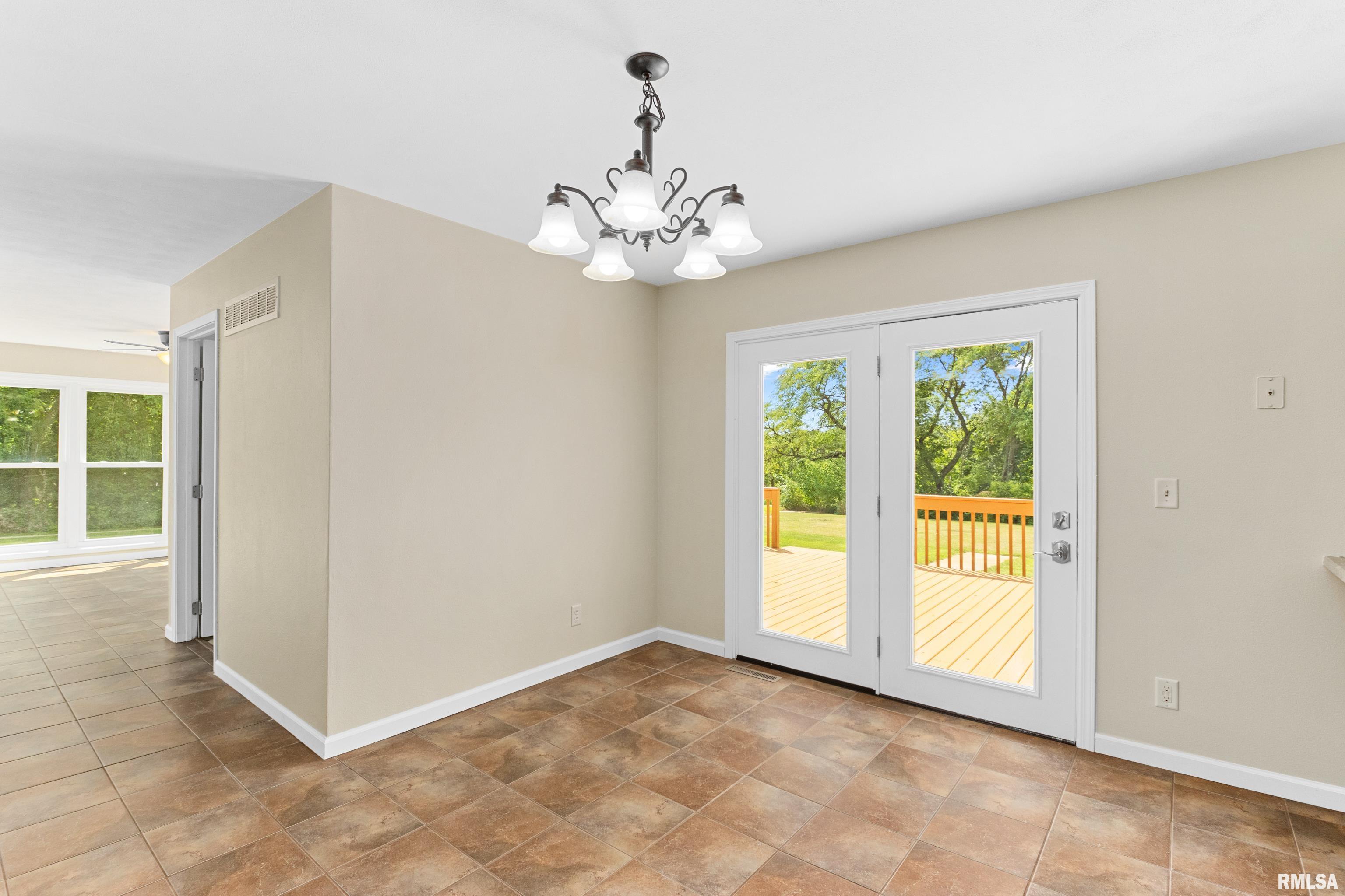 530 East Santa Fe Road Chillicothe, IL 61523 - Photo 13 of 42 Gallery Image 13
