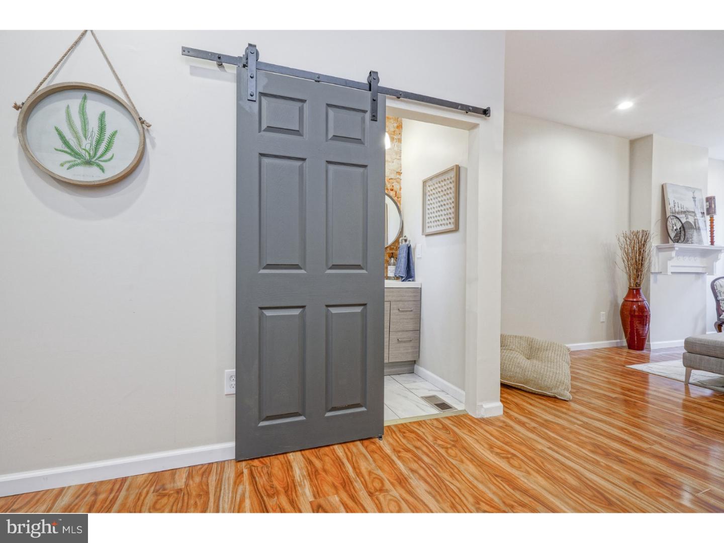 845 Mercer Street Philadelphia, PA 19125 - Photo 3 of 25 Gallery Image 3