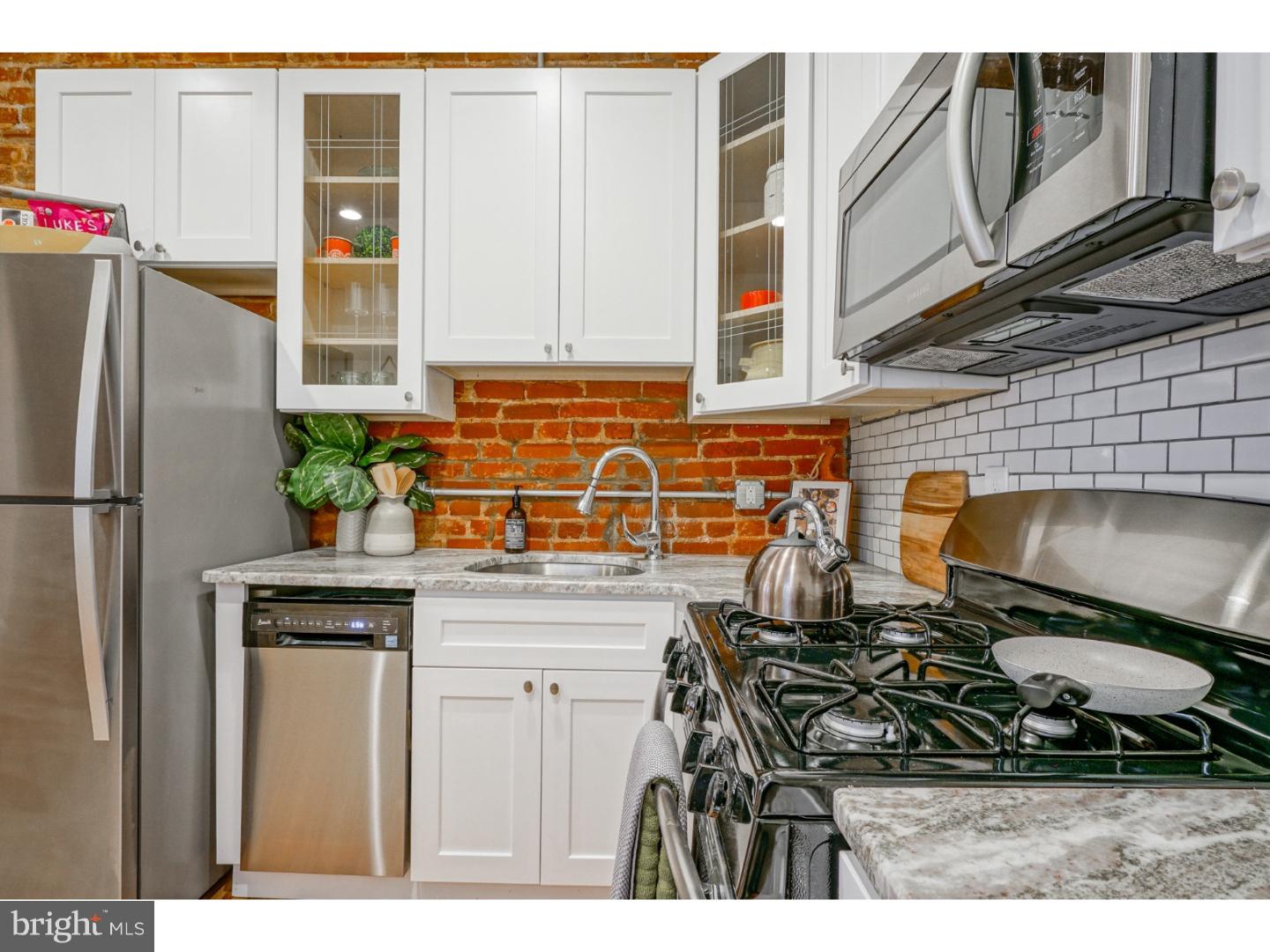 845 Mercer Street Philadelphia, PA 19125 - Photo 6 of 25 Gallery Image 6