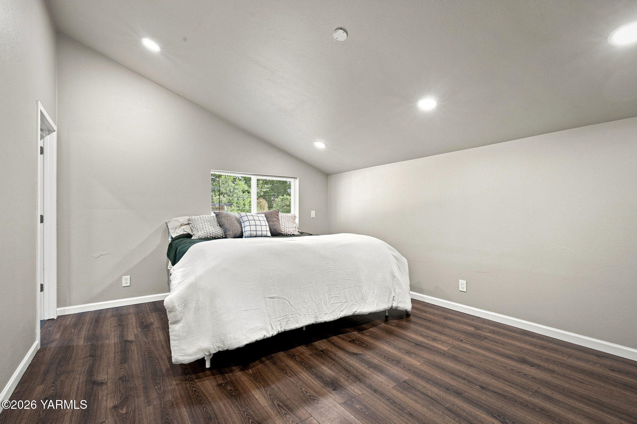 191 Klockhamer Road Naches, WA 98937 - Photo 21 of 32 Primary Bedroom