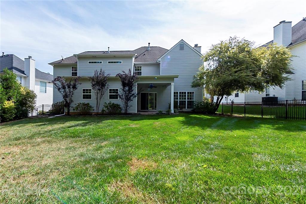 943 Knightsbridge Road Fort Mill, SC 29708 - Photo 19 of 21