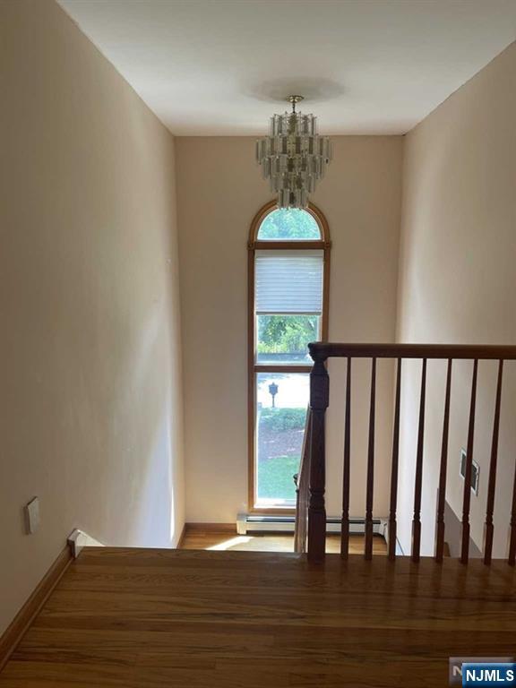 305 Cardinal Place Paramus, NJ 07652 - Photo 30 of 30 Gallery Image 30