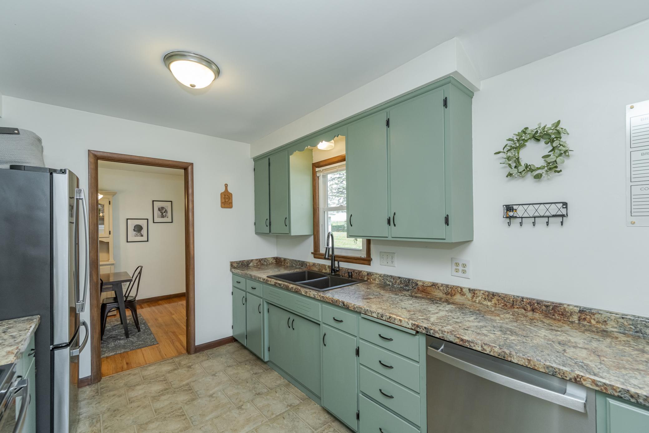2526 12th Avenue Northwest Rochester, MN 55901 - Photo 6 of 27