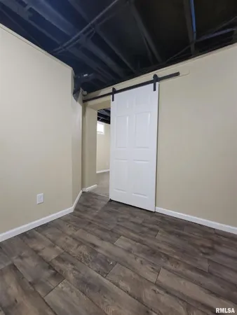 $168,000 | 123 Holland Court, Creve Coeur, IL 61610