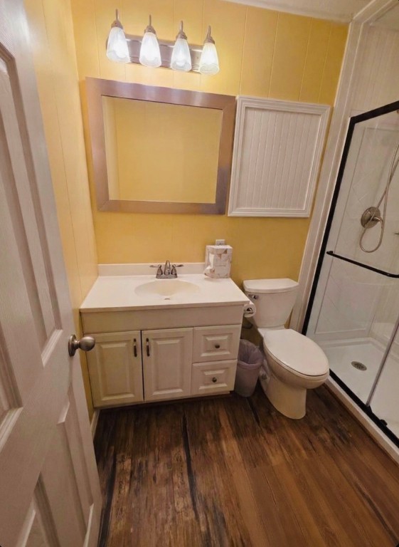 407 Seashell Drive Surfside Beach, TX 77541 - Photo 11 of 18 a bathroom with a sink a toilet and mirror