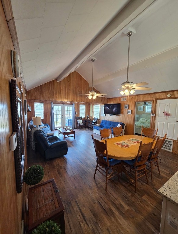 407 Seashell Drive Surfside Beach, TX 77541 - Photo 4 of 18 a outdoor space with furniture