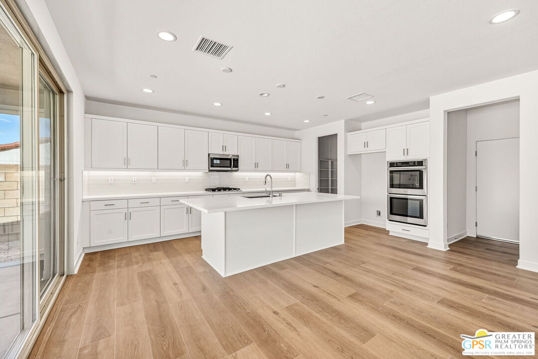 35899 Lasuen Street Palm Desert, CA 92211 - Photo 2 of 30