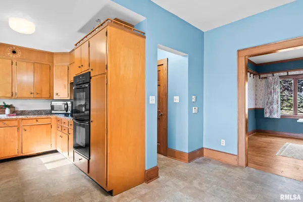 $255,000 | 1620 Old 36, Jacksonville, IL 62650
