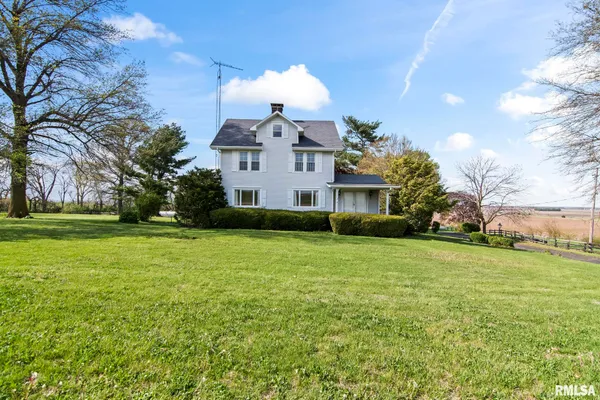 $255,000 | 1620 Old 36, Jacksonville, IL 62650