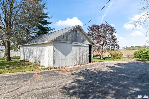 $255,000 | 1620 Old 36, Jacksonville, IL 62650