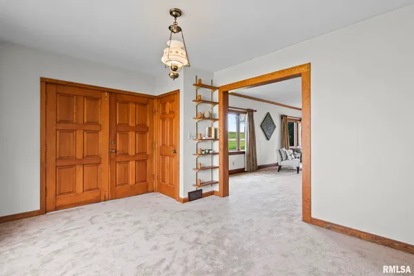 $255,000 | 1620 Old 36, Jacksonville, IL 62650