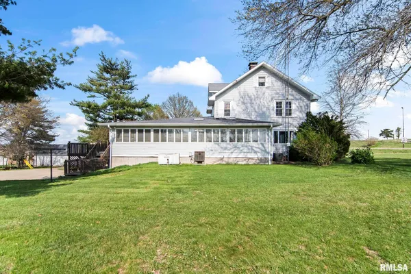 $255,000 | 1620 Old 36, Jacksonville, IL 62650