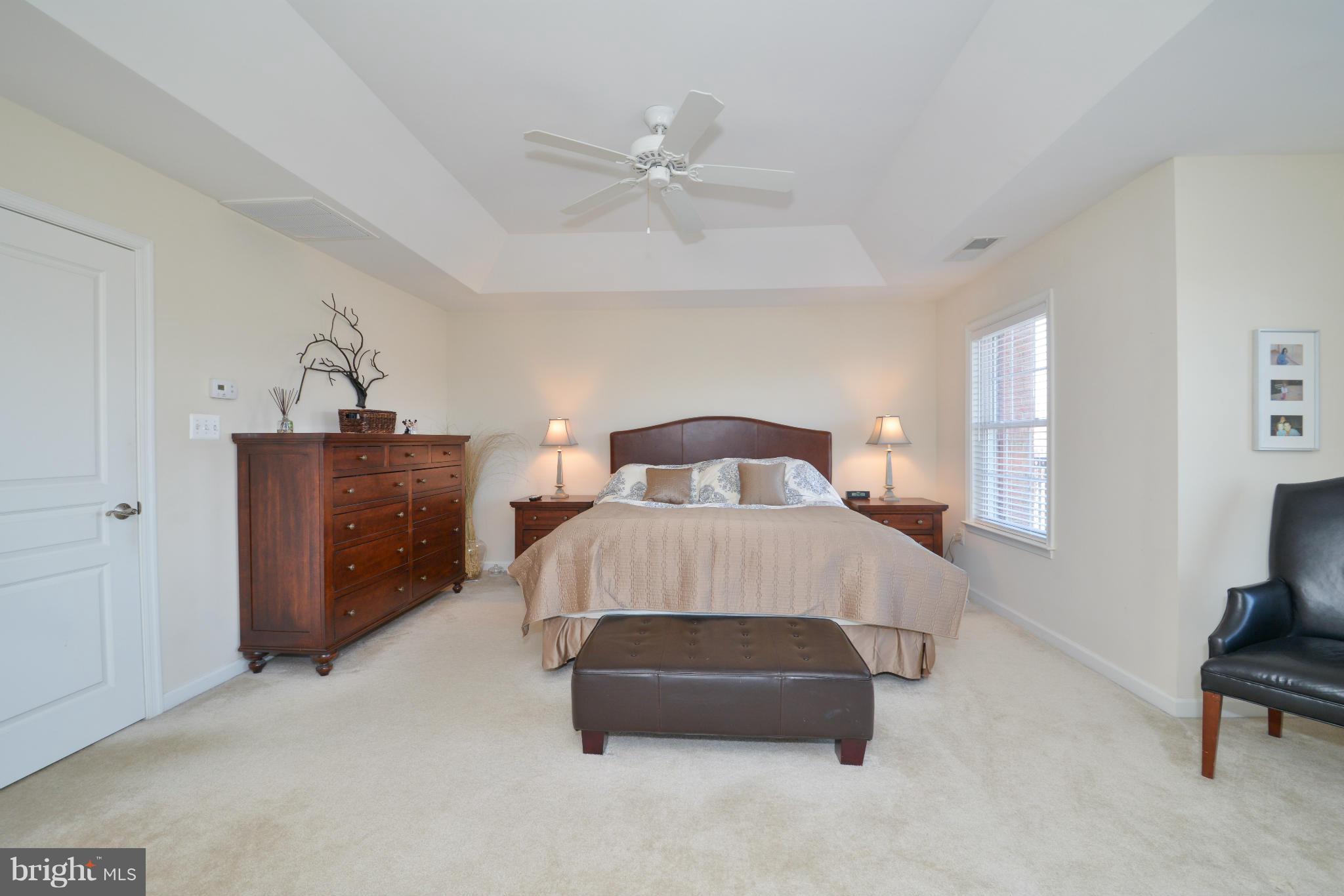 405 Spring Street Herndon, VA 20170 - Photo 23 of 28 Bedroom (Master)