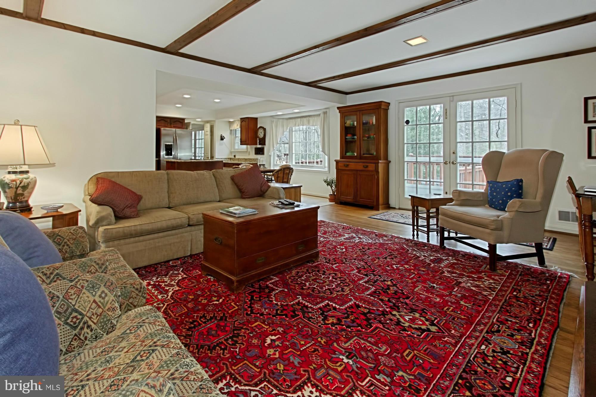 2501 Leeds Road Oakton, VA 22124 - Photo 11 of 30 Family Room