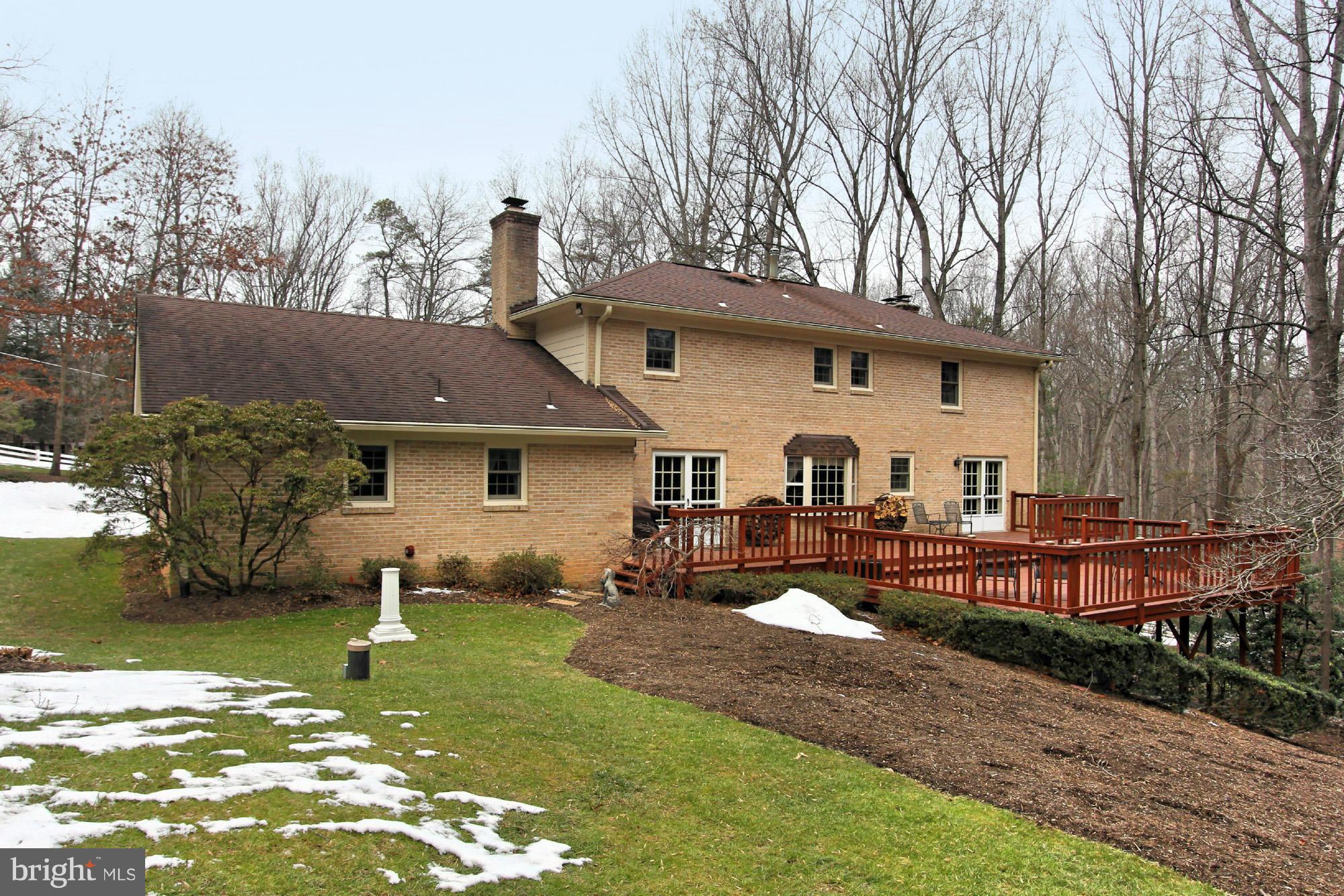 2501 Leeds Road Oakton, VA 22124 - Photo 28 of 30 Exterior (Rear)