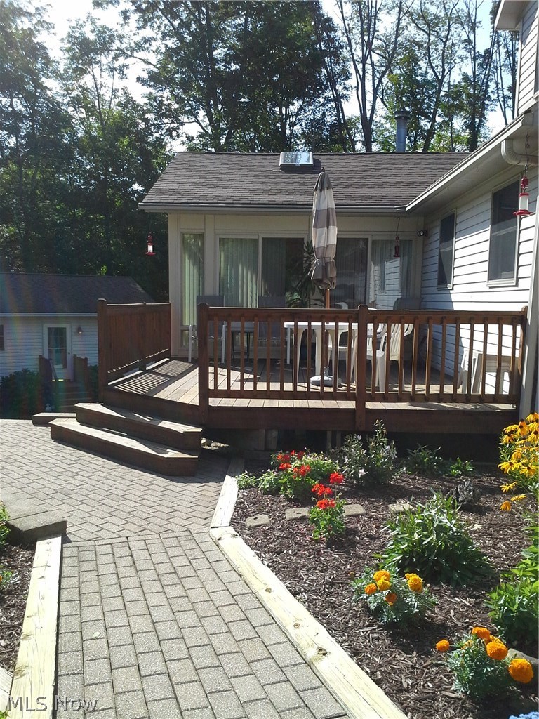 12141 Hotchkiss Road Burton, OH 44021 - Photo 6 of 34 Gallery Image 6