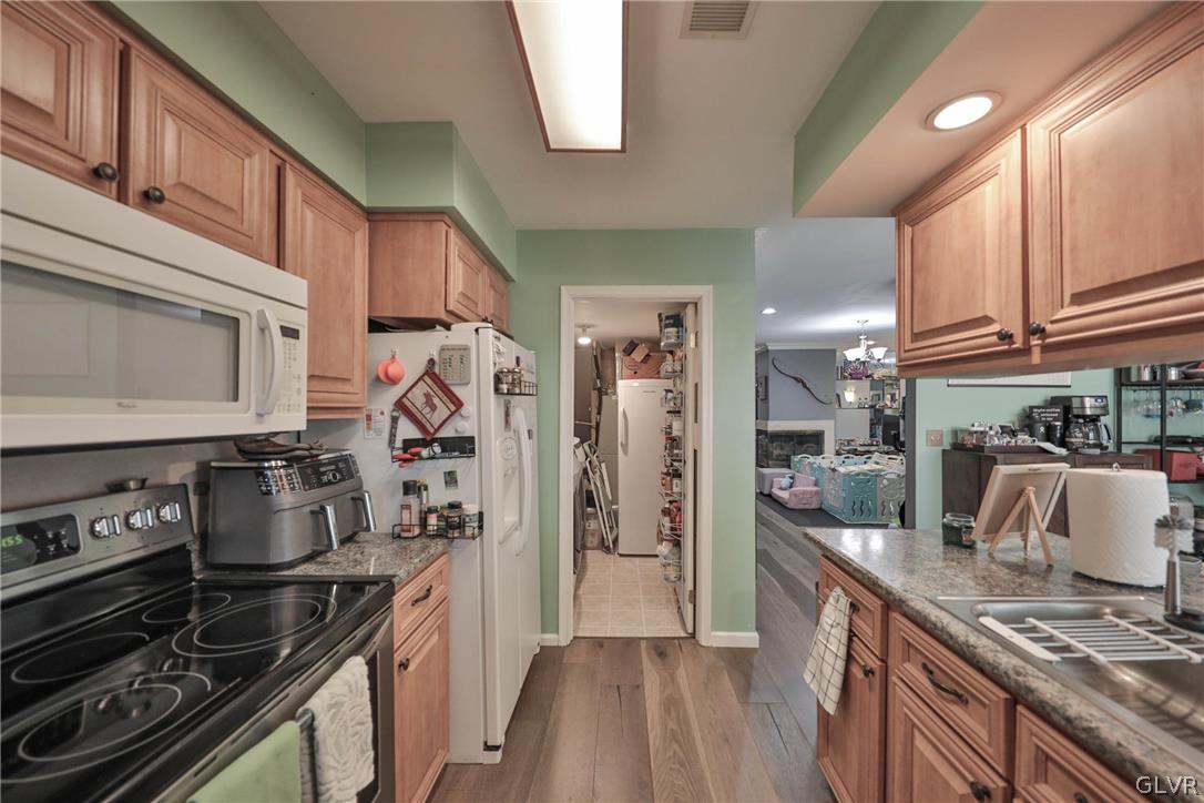 1258 Forest Road Whitehall, PA 18052 - Photo 15 of 40 Gallery Image 15