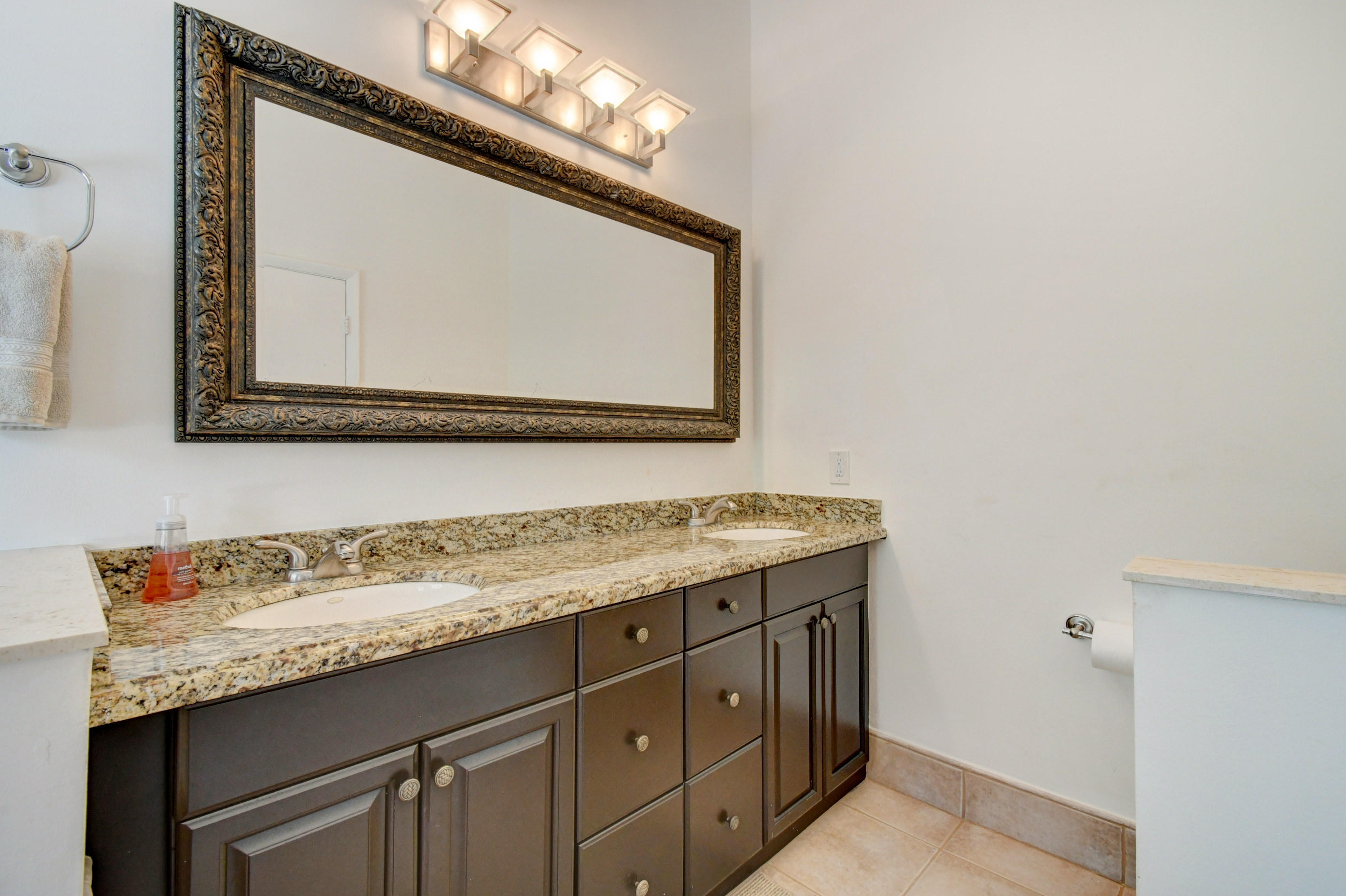 6061 Old Court Road, Unit 207 Boca Raton, FL 33433 - Photo 19 of 35 Master Bathroom