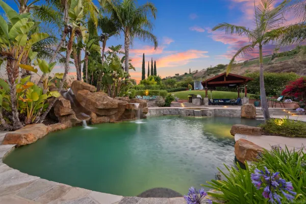 $2,498,000 | 11375 Paymogo Court, San Diego, CA 92129