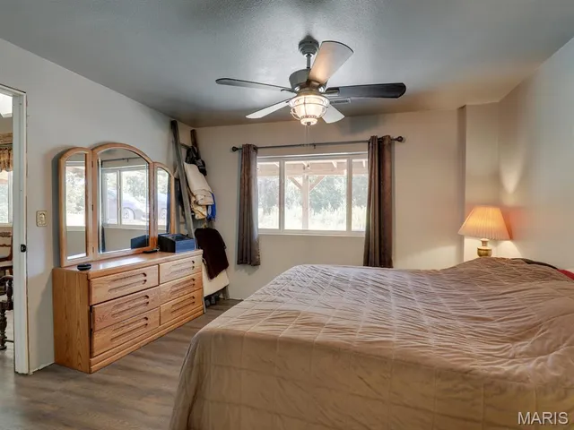 $630,000 | 32019 County Road 358, Canton, MO 63435