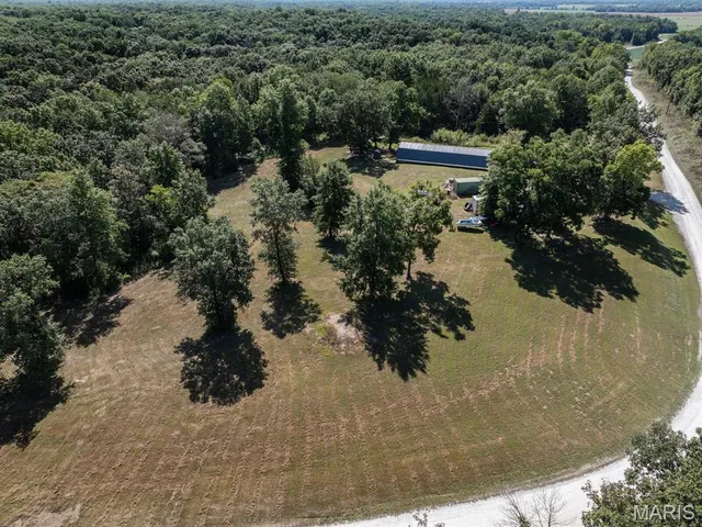 $630,000 | 32019 County Road 358, Canton, MO 63435