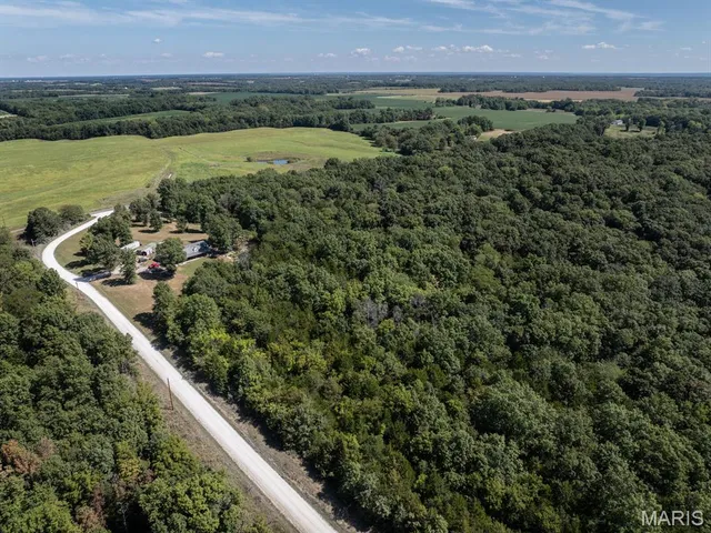 $630,000 | 32019 County Road 358, Canton, MO 63435