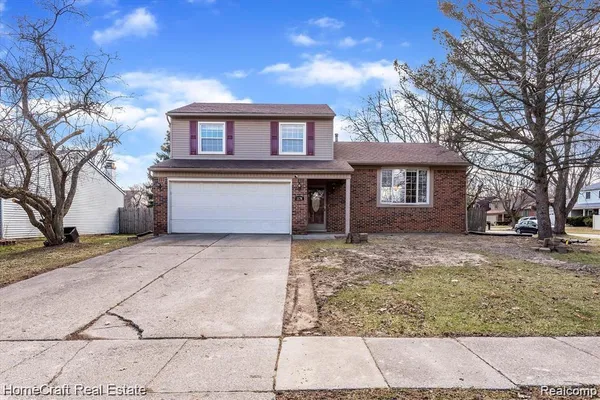 $2,250 | 1174 Stamford Road, Ypsilanti, MI 48198