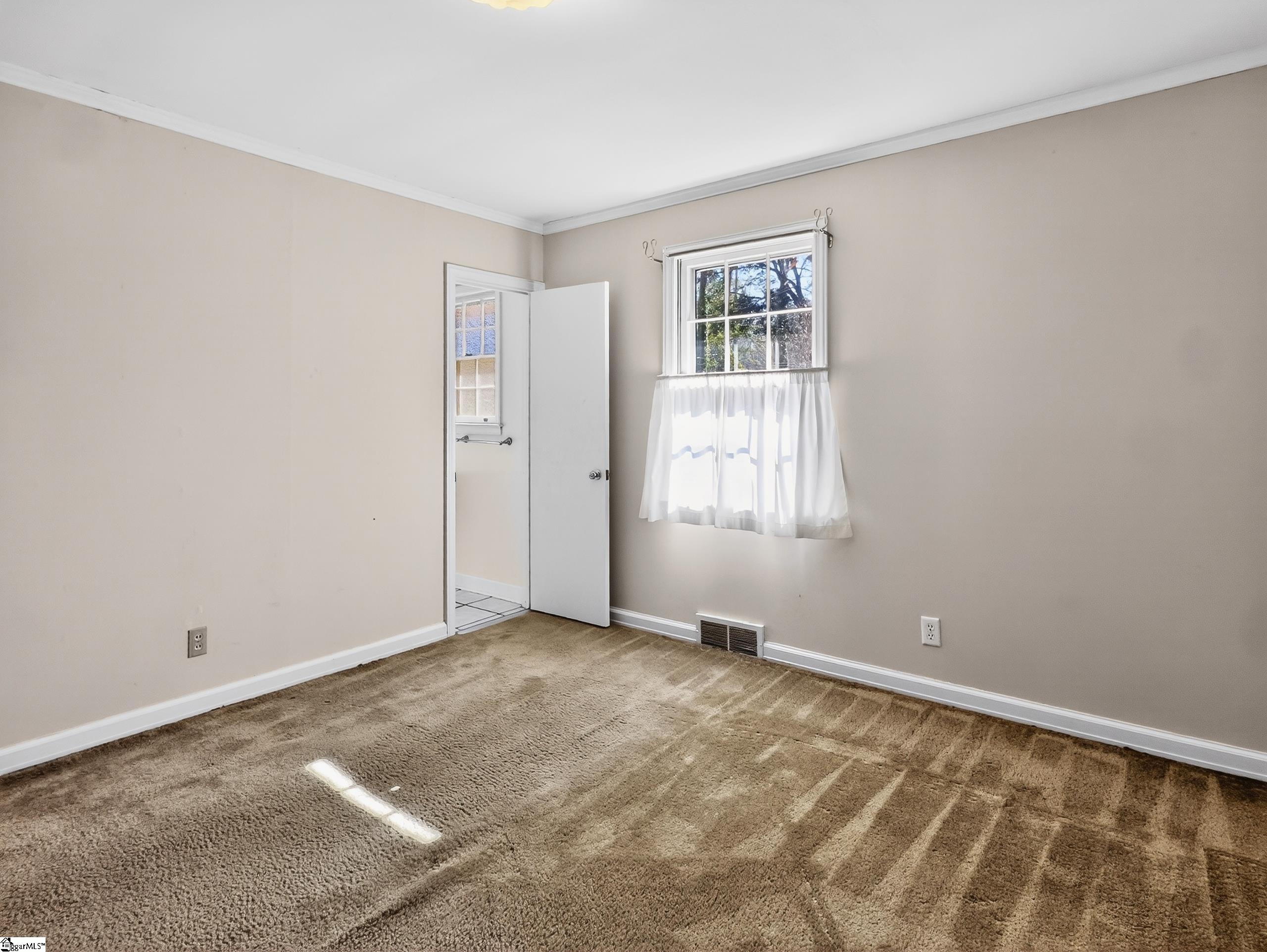309 Kings Road Anderson, SC 29621 - Photo 15 of 41